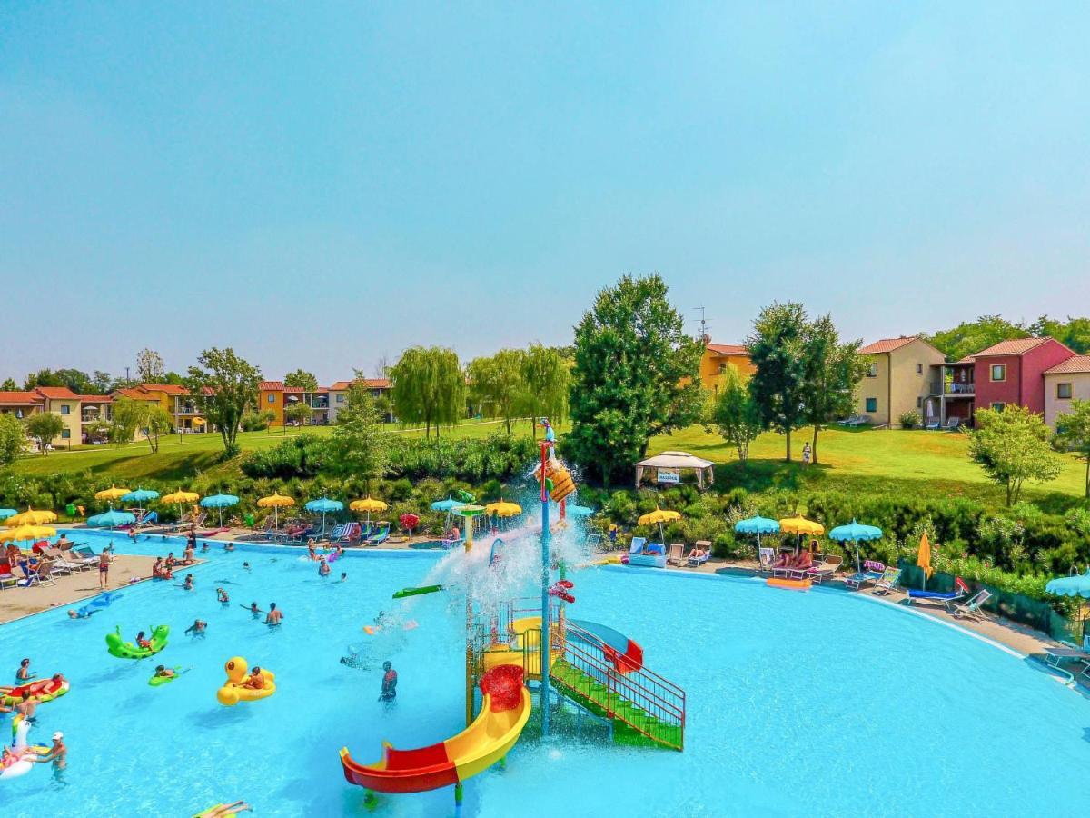 Apartment Belvedere Village-1 By Interhome Cavalcaselle Bagian luar foto
